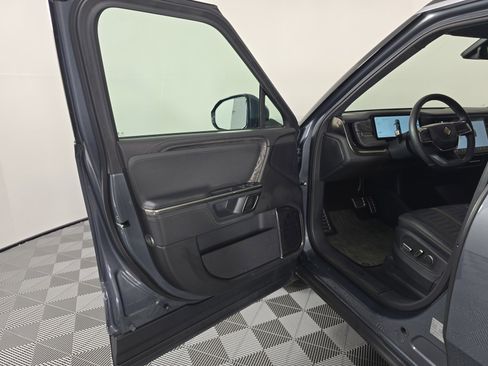 Used 2023 Rivian R1S Adventure image 16