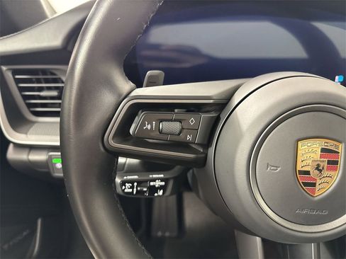 Certified 2025 Porsche 911 Carrera image 38
