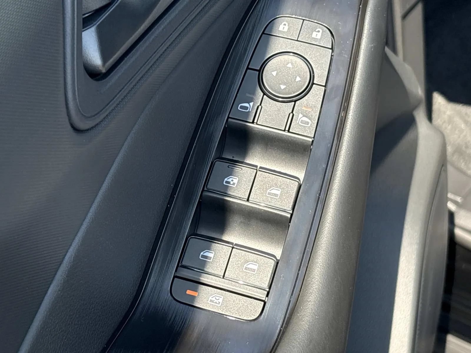 New 2026 Nissan Rogue S FWD image 20