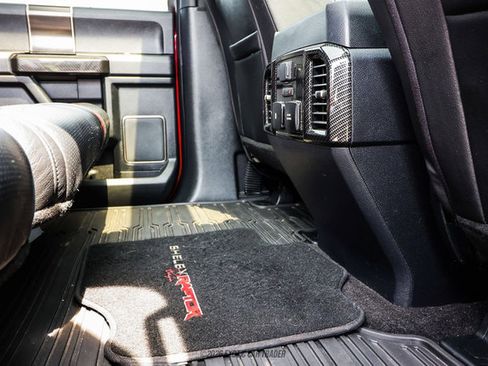 Used 2020 Ford F150 Raptor w/ Equipment Group 802A Luxury AWD/4WD image 32
