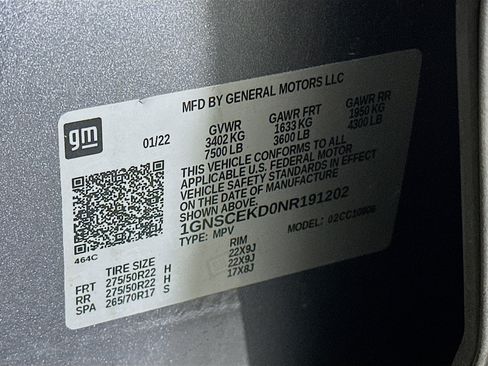 Used 2022 Chevrolet Suburban RST w/ Luxury Package image 12