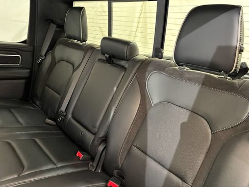 Used 2023 RAM 1500 Laramie AWD/4WD image 11