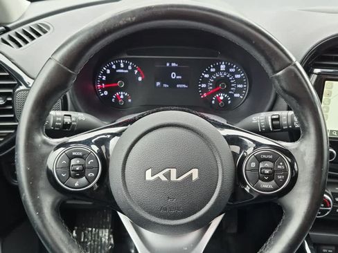 Used 2022 Kia Soul GT-Line FWD image 17