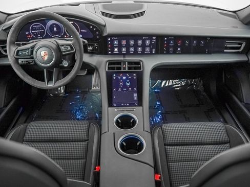 Certified 2025 Porsche Taycan w/ Premium Package RWD image 13