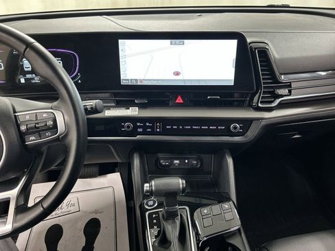 Certified 2023 Kia Sportage EX FWD image 19