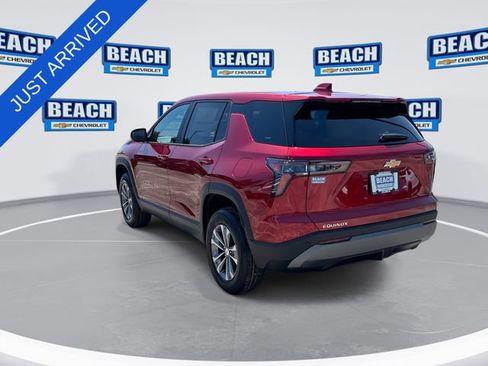 New 2026 Chevrolet Equinox LT w/ Convenience Package II FWD image 6