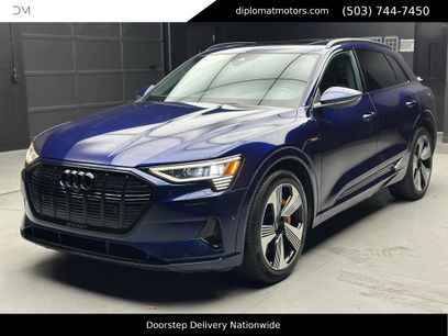 Used 2022 Audi e-tron Premium Plus w/ Premium Plus Package
