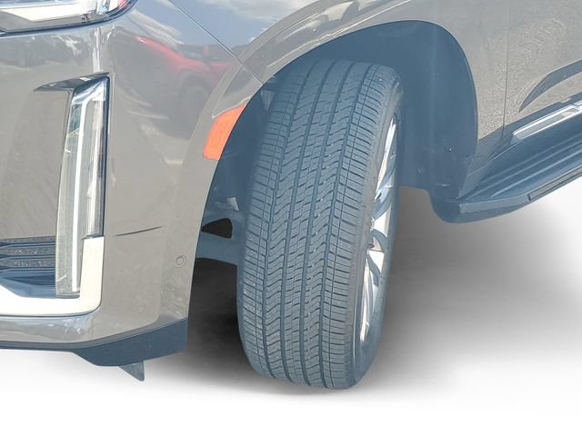 Used 2021 Cadillac Escalade Premium Luxury AWD/4WD image 36