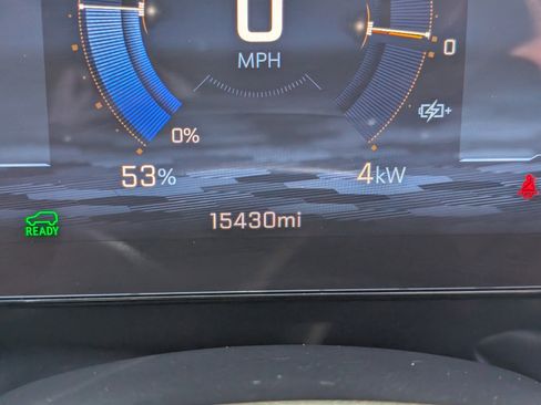 Used 2024 Chevrolet Equinox EV RS image 38