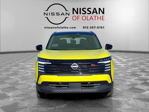 Certified 2025 Nissan Kicks SR image 29