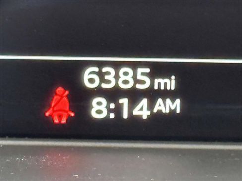 Certified 2025 Audi Q5 2.0T Premium Plus image 25