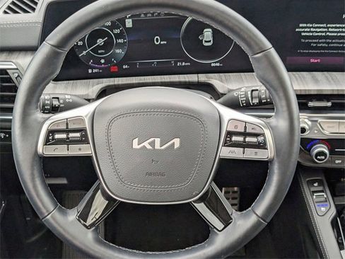 Used 2025 Kia Telluride SX Prestige image 11