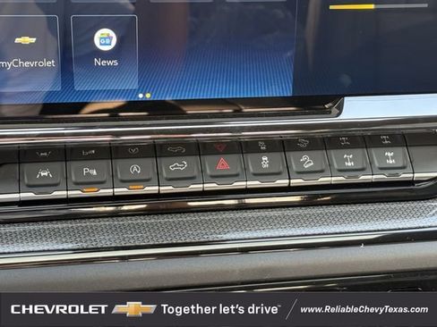 New 2026 Chevrolet Silverado 1500 ZR2 w/ Dark Appearance Package AWD/4WD image 21