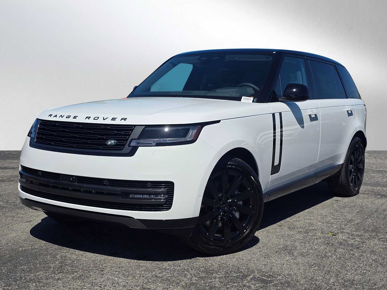 New 2026 Land Rover Range Rover Long Wheelbase SE AWD/4WD image 1