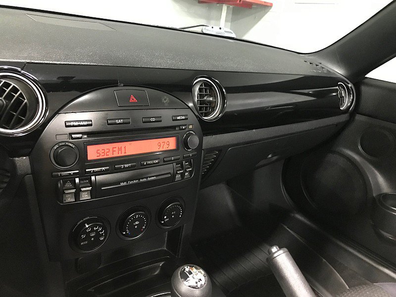 Used 2007 MAZDA MX-5 Miata Sport RWD image 27