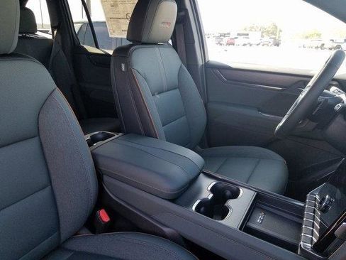 New 2026 GMC Acadia AT4 image 17