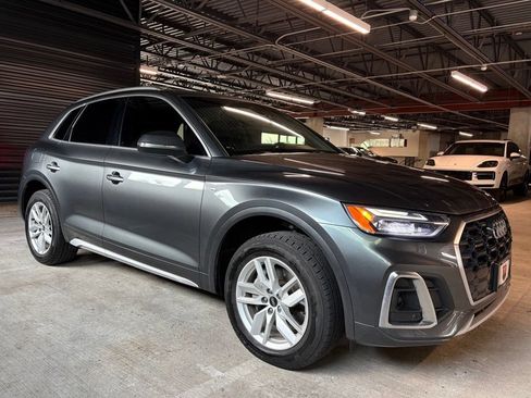 Used 2023 Audi Q5 2.0T Premium w/ Convenience Package AWD/4WD image 12