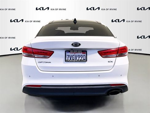 Used 2016 Kia Optima EX w/ Premium Package image 6