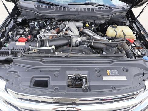 Used 2021 Ford F350 Lariat w/ Lariat Ultimate Package AWD/4WD image 12