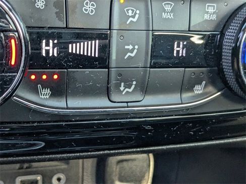 Used 2022 Buick Encore GX Select w/ Advanced Technology Package image 22