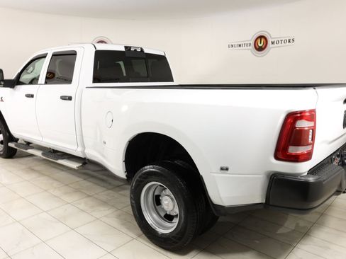 Used 2024 RAM 3500 Tradesman AWD/4WD image 4