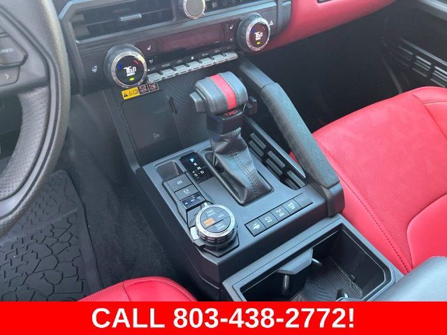 Used 2025 Toyota Tacoma TRD Pro AWD/4WD image 31