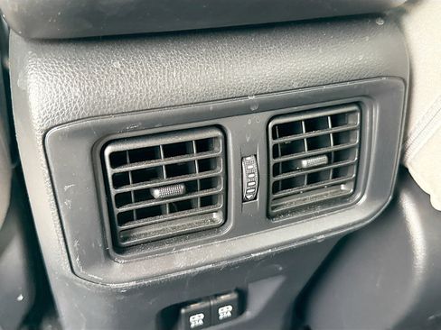 Used 2019 Toyota RAV4 XLE image 20