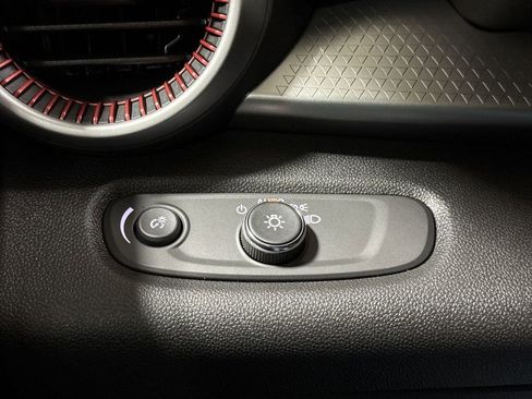 New 2026 Chevrolet Trax RS w/ Sunroof Package image 17