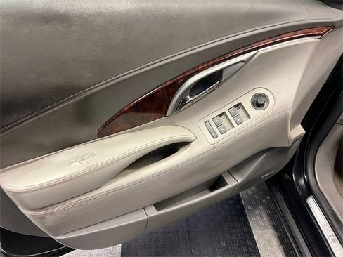 Used 2011 Buick LaCrosse CXS w/ Driver Confidence Package image 7