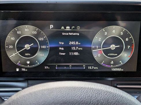 Used 2022 Kia Carnival SX Prestige FWD image 11