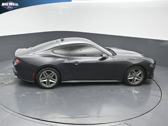 Used 2024 Ford Mustang Coupe RWD image 16
