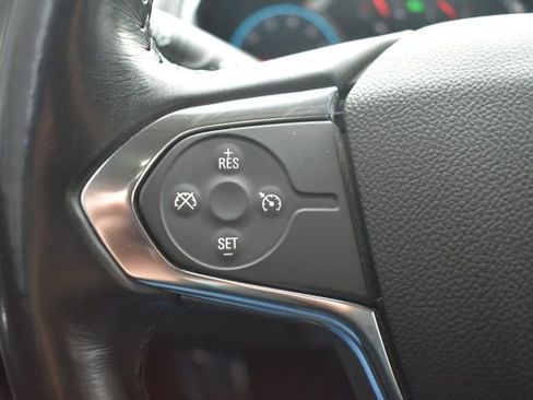 Used 2018 Chevrolet Traverse LT image 24