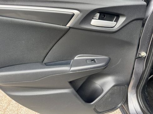 Used 2019 Honda Fit LX image 19