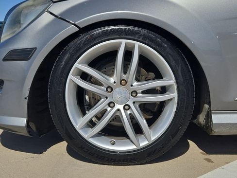 Used 2012 Mercedes-Benz C 300 Sport image 12