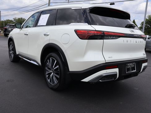 Used 2025 INFINITI QX60 Sensory w/ Vision Package AWD/4WD image 3