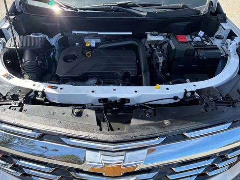Used 2026 Chevrolet Equinox LT AWD/4WD image 21