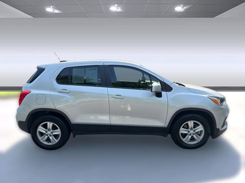 Used 2019 Chevrolet Trax LS FWD image 8