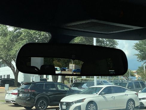 New 2025 Nissan Pathfinder SV w/ Black Appearance Package image 26