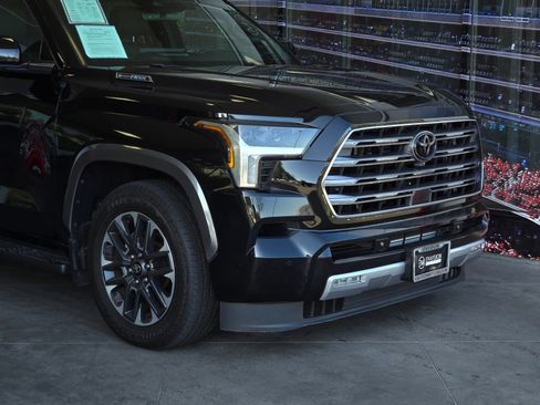 Certified 2025 Toyota Sequoia Limited AWD/4WD image 2