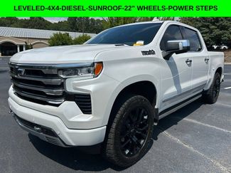 Used 2025 Chevrolet Silverado 1500 High Country AWD/4WD video 1