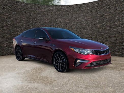 Used 2020 Kia Optima SE image 2