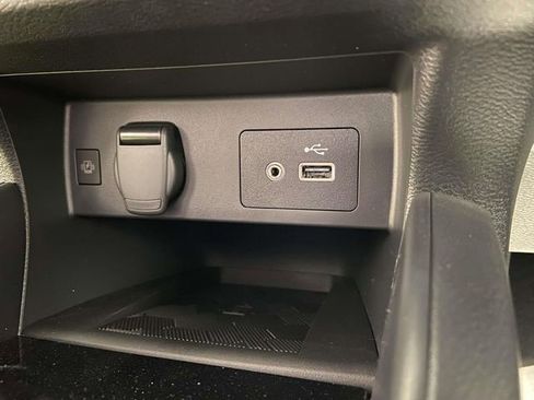 New 2025 Nissan Versa SV w/ Trunk Package image 16