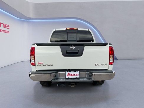 Used 2019 Nissan Frontier SV image 4