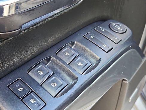 Used 2018 Chevrolet Silverado 1500 LT w/ All Star Edition image 24