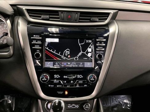 Used 2024 Nissan Murano SV image 29