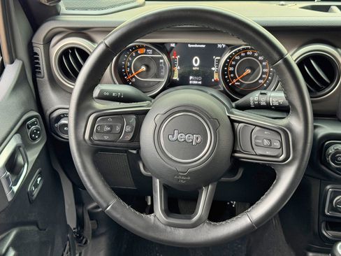 Used 2020 Jeep Wrangler Unlimited Sport AWD/4WD image 18