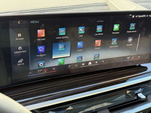 Used 2025 BMW X5 xDrive50e w/ Premium Package image 27