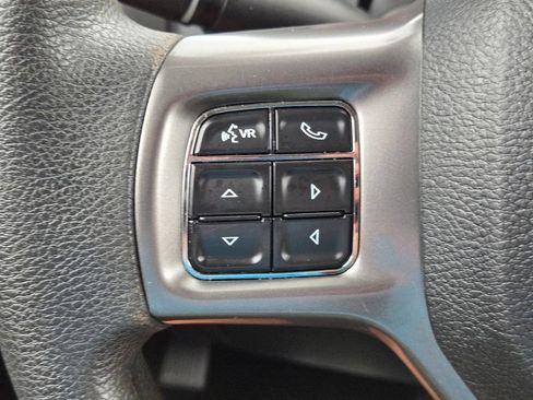 Used 2024 RAM 1500 Classic SLT AWD/4WD image 16