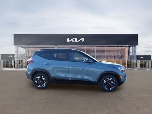 New 2026 Kia Seltos S AWD/4WD image 2