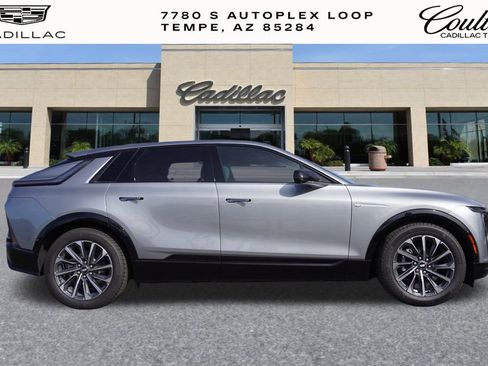 New 2025 Cadillac Lyriq Sport image 2